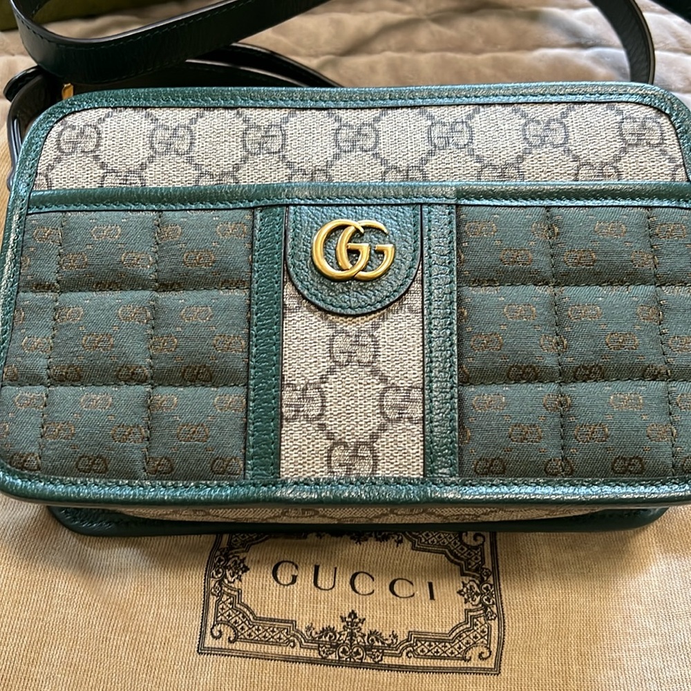 Authentic Gucci crossbody bag